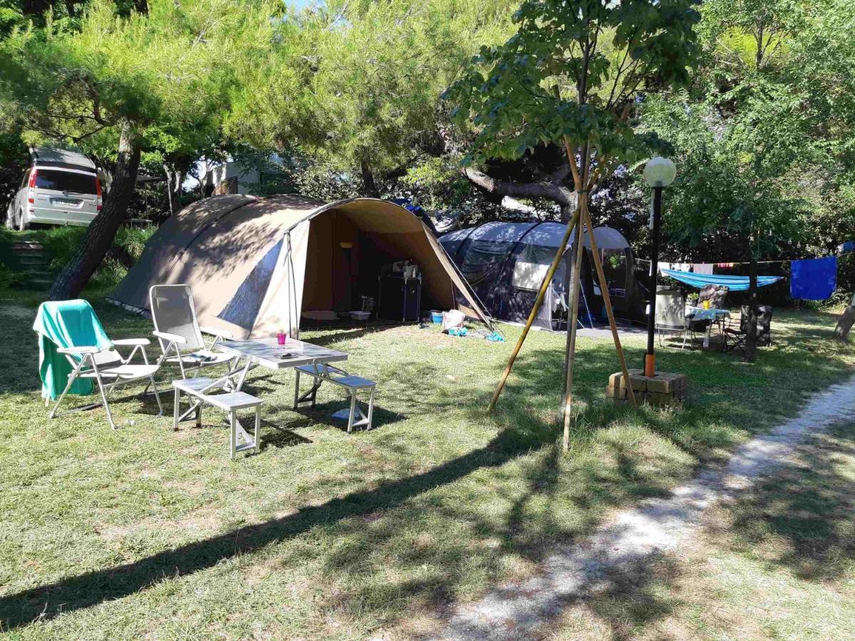 Camping Paradiso Pesaro Luaran gambar